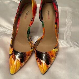 JustFab Artistic Red and Orange Heels